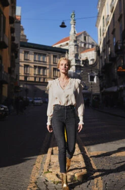 Rashida Top -Chic Ladies Wear Shop 200304 ASTR Napoli 2745