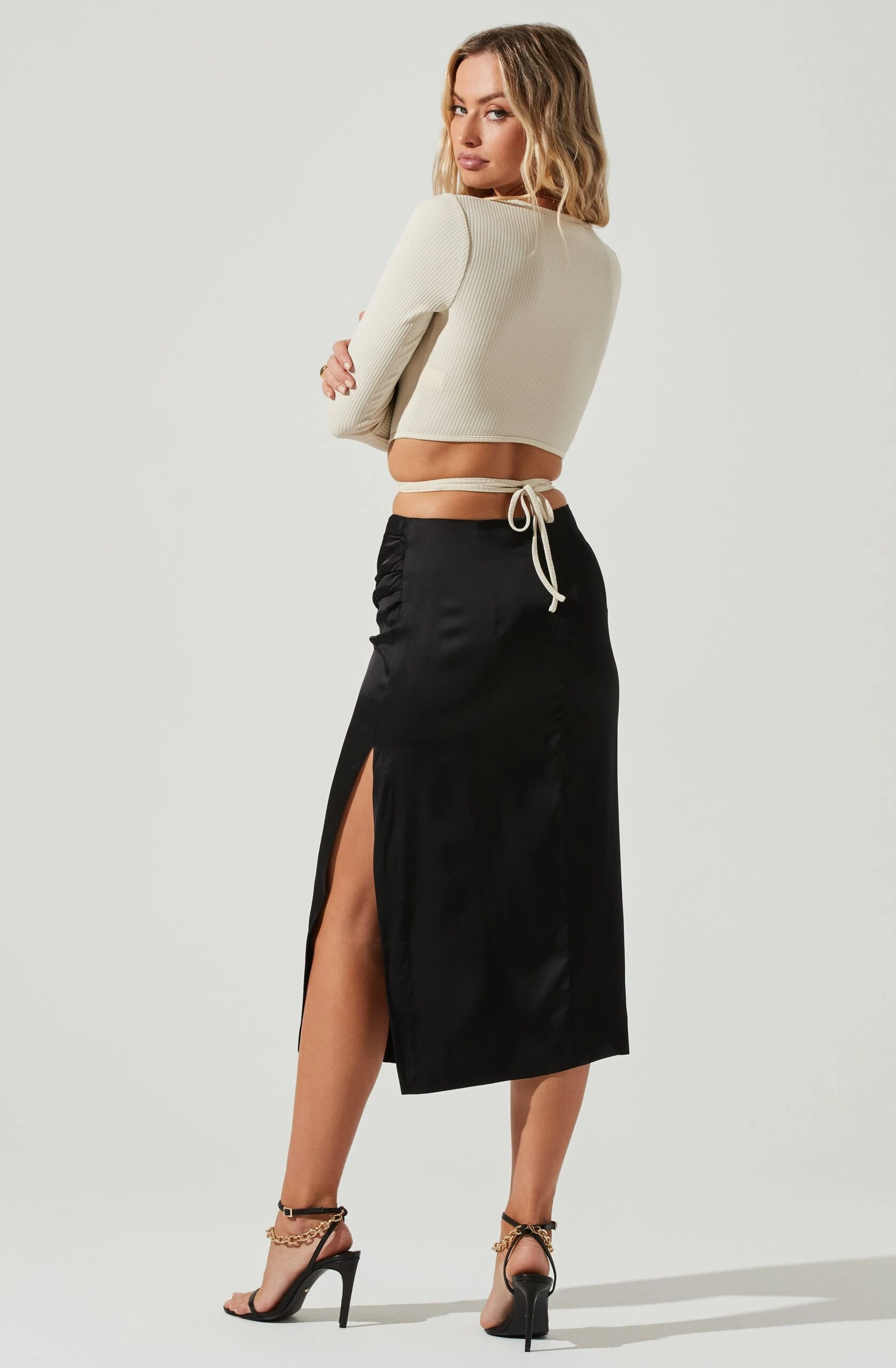 Perry Ruched Side Slit Midi Skirt 12 Perry Ruched Side Slit Midi Skirt - Image 10