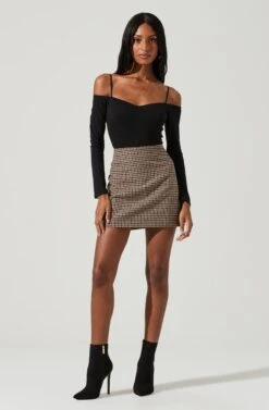 Brina Plaid Mini Skirt 20 Brina Plaid Mini Skirt -Chic Ladies Wear Shop ACS9107 BROWNBLACK 0638