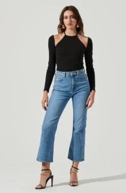 Solene Shoulder Cutout Halter Long Sleeve Bodysuit 12 Solene Shoulder Cutout Halter Long Sleeve Bodysuit -Chic Ladies Wear Shop ACT16977 BLACK 1