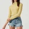Lanare Checkered Mock Neck Long Sleeve Crop Top -Chic Ladies Wear Shop ACT17027 PISTACHIO 2