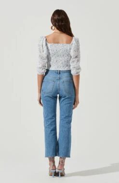 Kemp Floral Square Neck Top -Chic Ladies Wear Shop ACT17102B BLUEWHITEDITSY 3