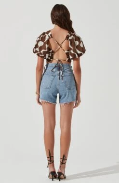 Boulevard Abstract Print Puff Sleeve Open Back Top -Chic Ladies Wear Shop ACT17226 BROWNWHITEABSTRACT 1304