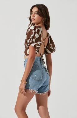 Boulevard Abstract Print Puff Sleeve Open Back Top -Chic Ladies Wear Shop ACT17226 BROWNWHITEABSTRACT 1307