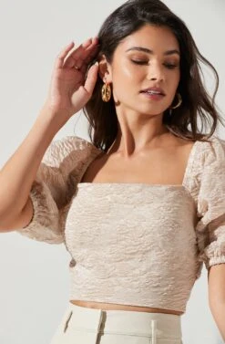 Tassia Jacquard Puff Sleeve Top -Chic Ladies Wear Shop ACT17320 CHAMPAGNE 1464