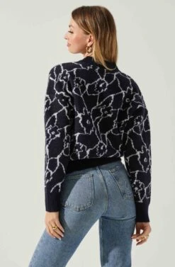 Saira Abstract Floral Sweater -Chic Ladies Wear Shop ACT17330L NAVYCREAM 5