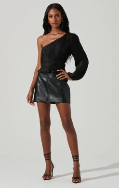 Zona Plisse One Shoulder Top -Chic Ladies Wear Shop ACT17417 BLACK 1