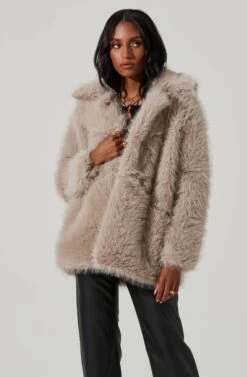 Hadley Faux Fur Coat -Chic Ladies Wear Shop ACT17441 SILVER 3 3fec61ff 184a 4d28 9490 60def9750be6