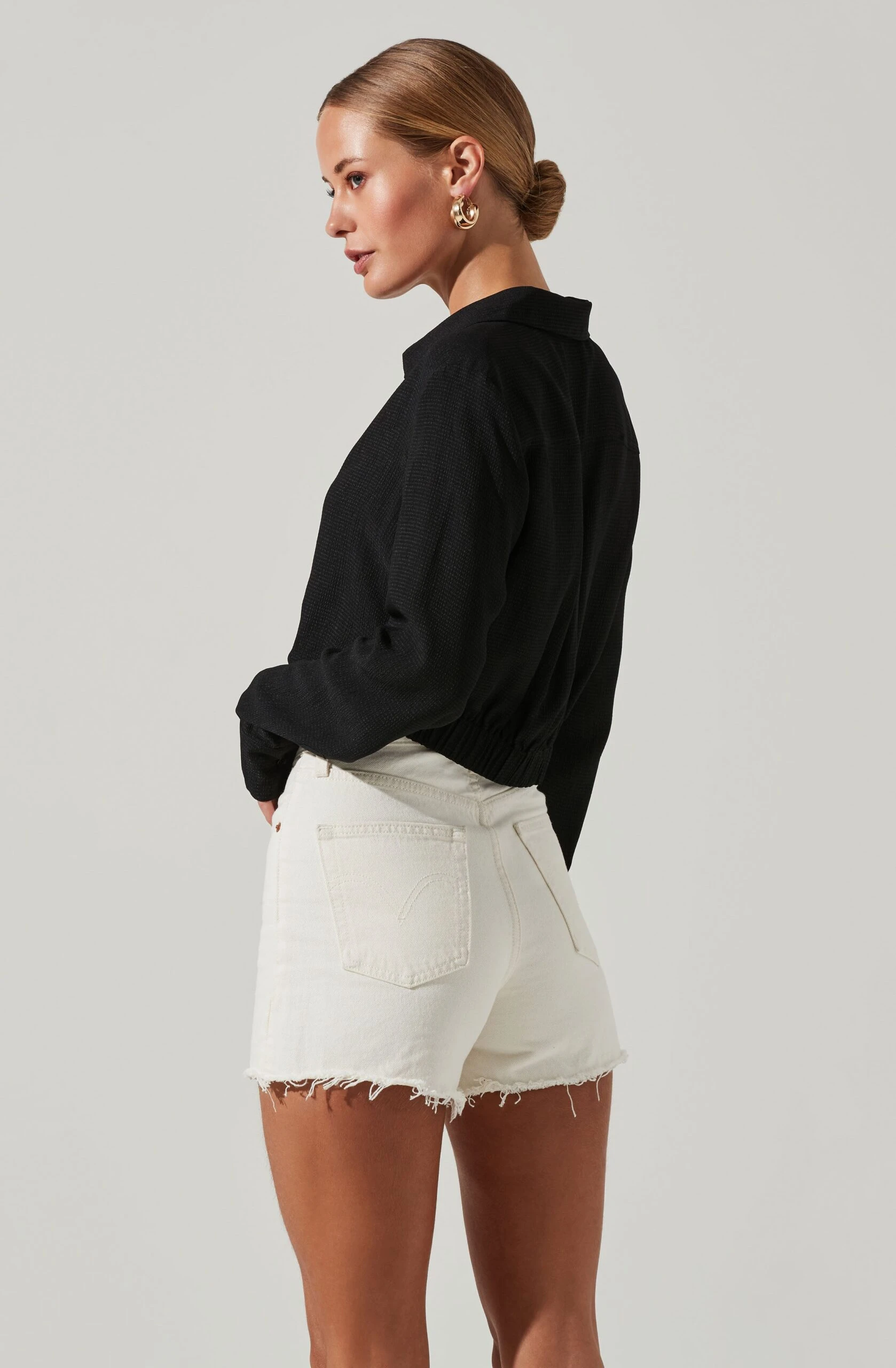 Camden Cropped Button Down Collared Top 10 Camden Cropped Button Down Collared Top - Image 8