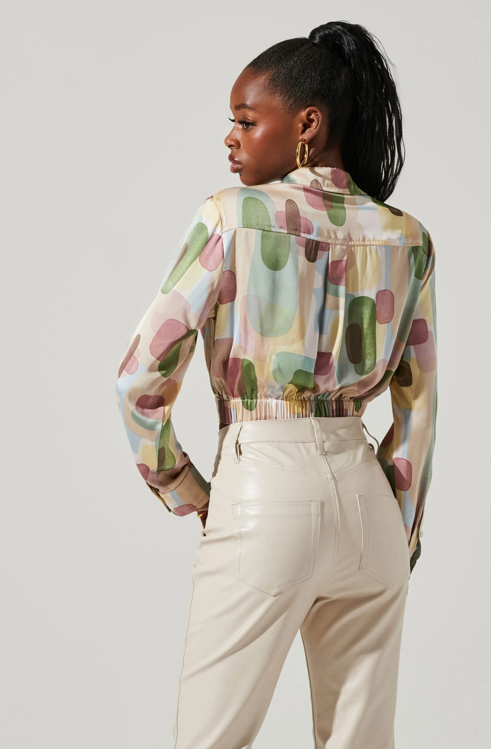 Camden Geo Print Button Down Top 7 Camden Geo Print Button Down Top - Image 5