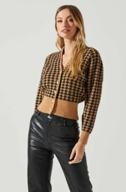Ruby Houndstooth Cardigan -Chic Ladies Wear Shop ACT17863 TAUPEBLACK 3
