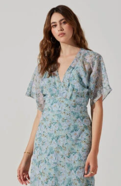 Flutter Sleeve Open Back Maxi Dress 23 Flutter Sleeve Open Back Maxi Dress -Chic Ladies Wear Shop ADR101803 LIGHTBLUEMULTIFRL 3