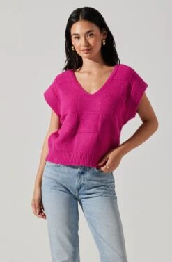 Checkered Sweater Vest 22 Checkered Sweater Vest -Chic Ladies Wear Shop ALT16416 CI FUCHSIA 1