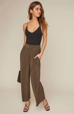 Pleated Wide Leg Pant -Chic Ladies Wear Shop AP7071 OLIVE 5A