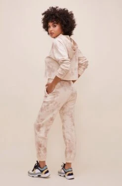 In The Clouds Tie Dye Sweatpant -Chic Ladies Wear Shop AP7198 TAUPETIEDYE 4