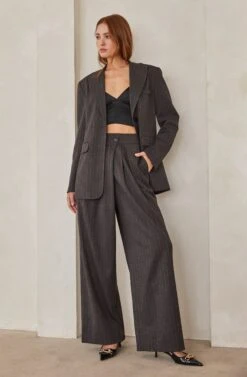 Boyfriend Pleated Criss-Cross Waist Pants -Chic Ladies Wear Shop ASTR FALL23 ASSETS 0780