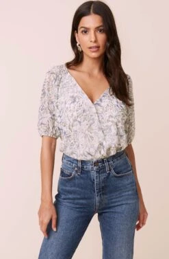 Double V Floral Surplice Bodysuit 11 Double V Floral Surplice Bodysuit -Chic Ladies Wear Shop AT16157 003 IVORYFLORAL 2 7f13eb2f e677 49c0 be5b 6ade34579c37