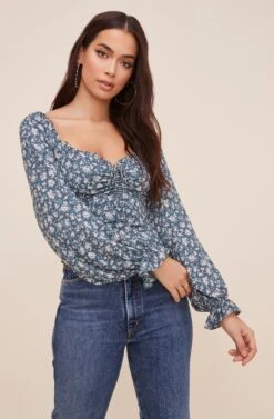 Ruffle Sweetheart Neck Top