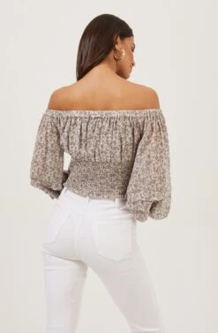 Off The Shoulder Cropped Volume Sleeve Top -Chic Ladies Wear Shop AT16510 LIGHTGREYDITSY 6