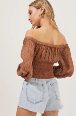 Off The Shoulder Cropped Volume Sleeve Top -Chic Ladies Wear Shop AT16510 RUST MULTI DITSY 6