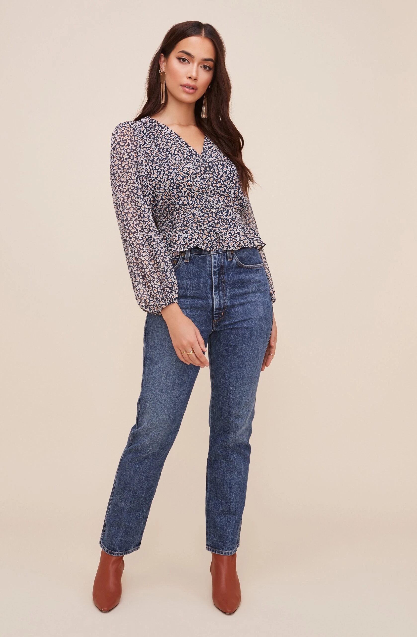 Button Front Puff Sleeve Floral Top 6 Button Front Puff Sleeve Floral Top - Image 4