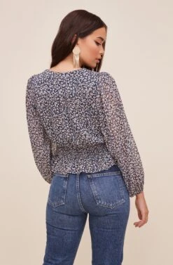 Button Front Puff Sleeve Floral Top 13 Button Front Puff Sleeve Floral Top -Chic Ladies Wear Shop AT16581 NAVYMULTIFLORAL 6