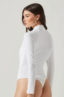 Long Sleeve Cutout Bodysuit -Chic Ladies Wear Shop AT16961 WHITE 8