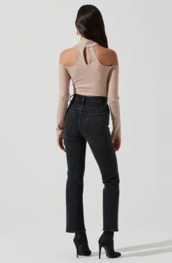 Long Sleeve Cutout Choker Bodysuit -Chic Ladies Wear Shop AT16968 NUDE 1135