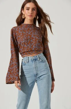 Long Sleeve Back Cutout Tie Waist Top -Chic Ladies Wear Shop AT17082 BROWNBLUEFLORAL 0280