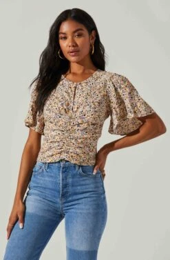 Floral Key Hole Flutter Sleeve Top -Chic Ladies Wear Shop AT17291 SAGEPEACHDITSY 2