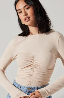 Center Ruched Long Sleeve Top -Chic Ladies Wear Shop AT17923 CREAM 3