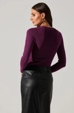 Twist Neck Cutout Sweater -Chic Ladies Wear Shop AT17944 PLUM 2