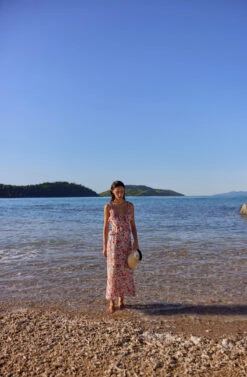 Wildflower Ruffle Cutout Midi Dress -Chic Ladies Wear Shop LeniAliStudios ASTR WhitsundaysLENIALISTUDIOS 20220329 ASTR WALLCANDY 31 8728 16a94f31 32f6 4bad 9786 a945c214d2fe