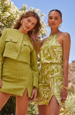 Quinta Retro Floral Halter Mini Dress -Chic Ladies Wear Shop Shoot 2398